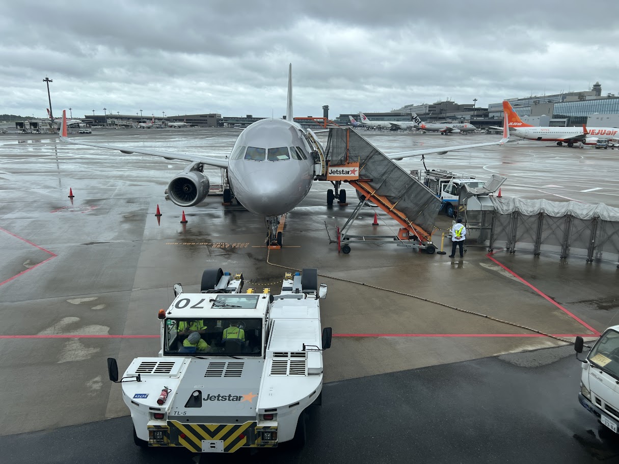 Jetstarで大規模システム障害、全便欠航に。